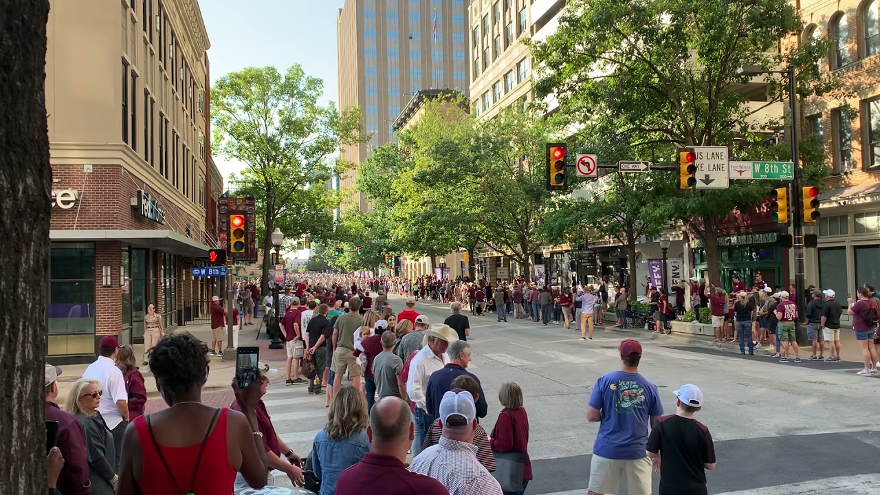 Who need coffee when you can wake up to the Texas A&M Fighting Texas Aggie Band!
