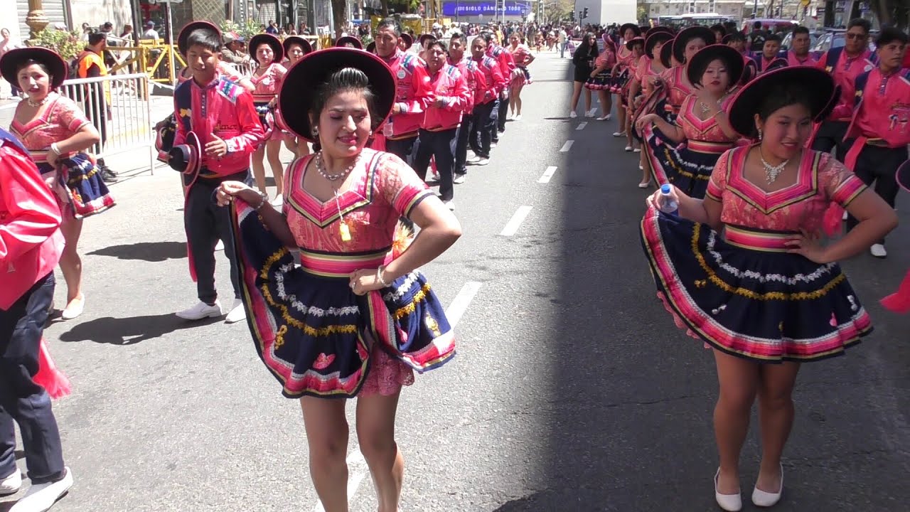 Salay Buenos Aires entrada folklorica 2023 Av de Mayo en centro ciudad de Bs As Argentina