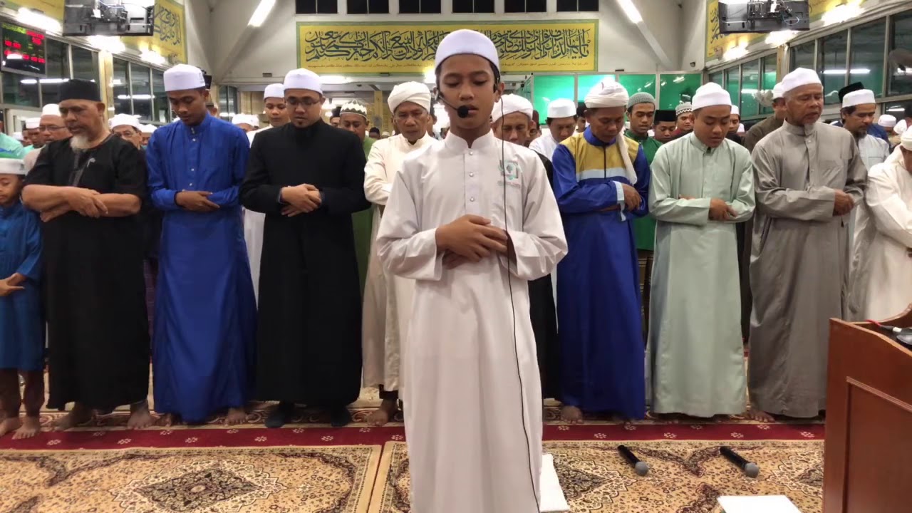 Adik Faris umur 13 tahun . Imam terawih di Masjid An-Nur Kg Melayu Subang