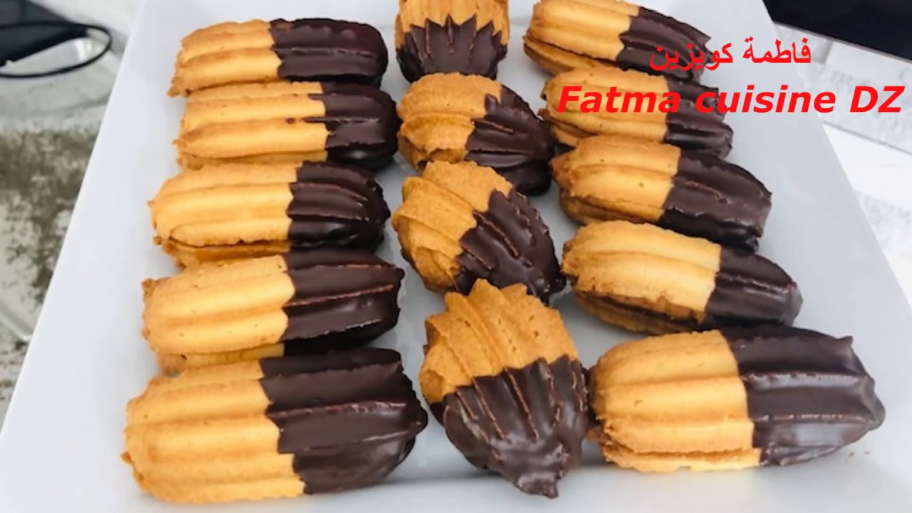 Des petits fours à base de meringue //DZ//جديد 🌟 بيتي فور بالمورانغ هش و يذوب في الفم