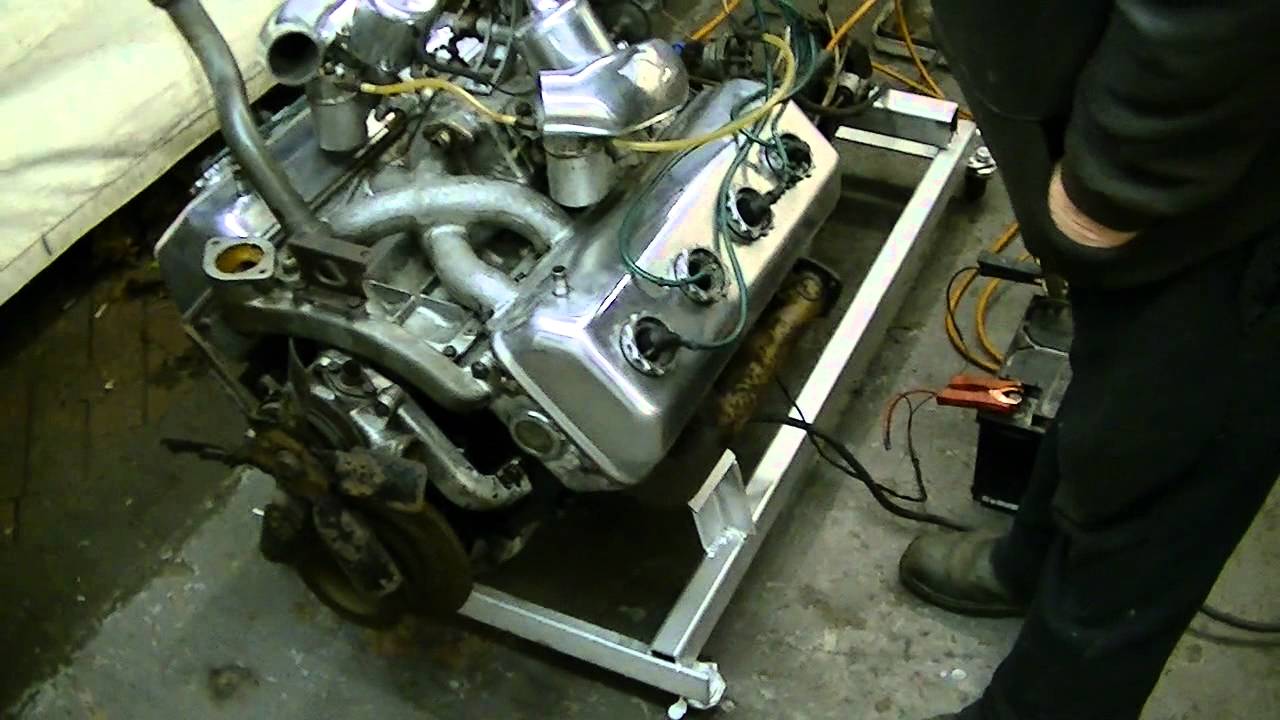 v8 4.5 daimler startup