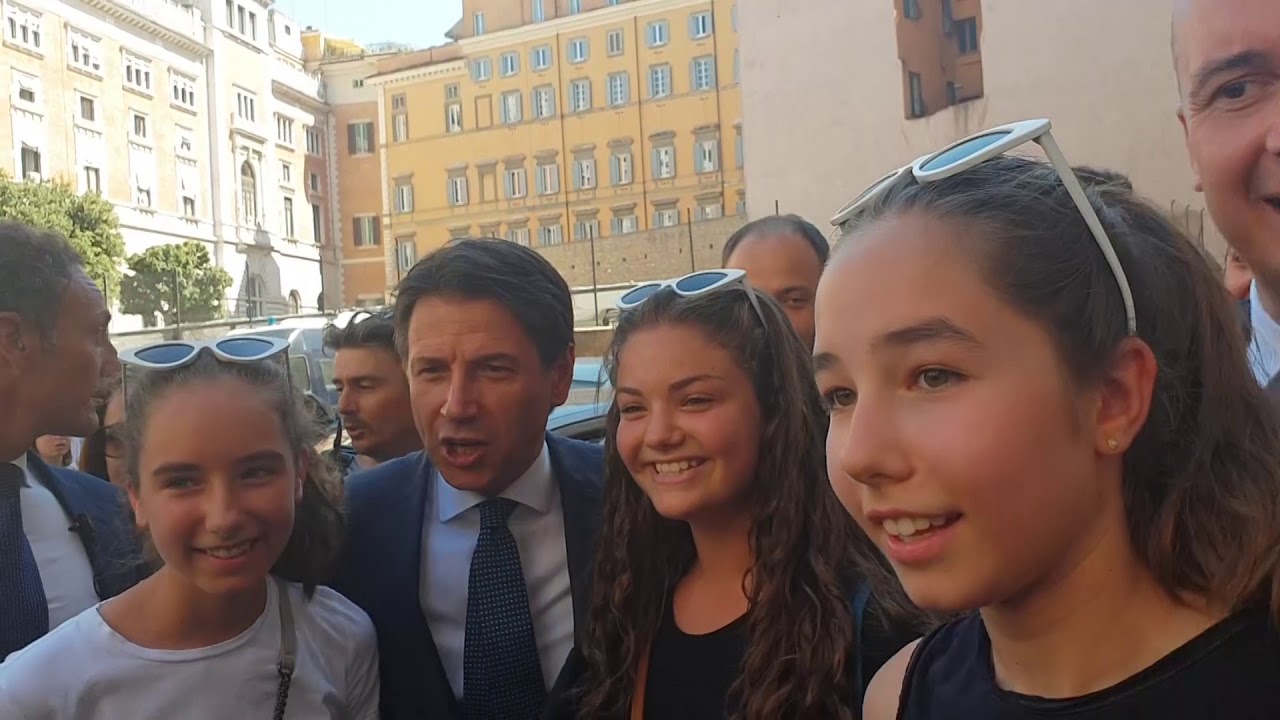 #MontecitorioSelfie - Conte il maratoneta