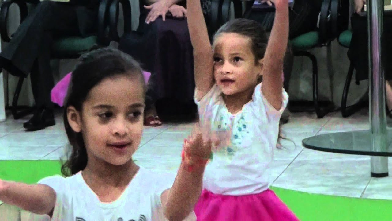Dia das mães, coreografia infantil, mãe voices