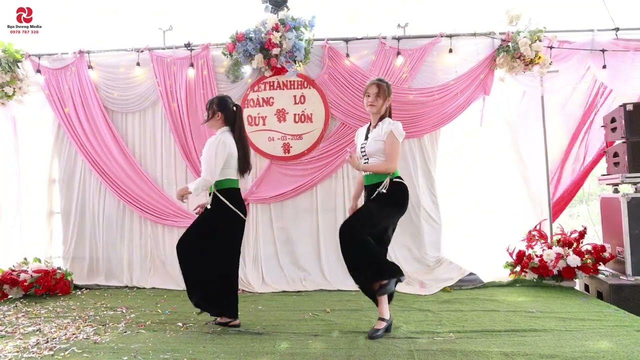 Bài múa TIẾNG KHÈN MÙA BAN NỞ phiên bản thiếu nữ phương xa mừng Lễ Thành Hôn HOÀNG QUÝ & LÒ UỐN