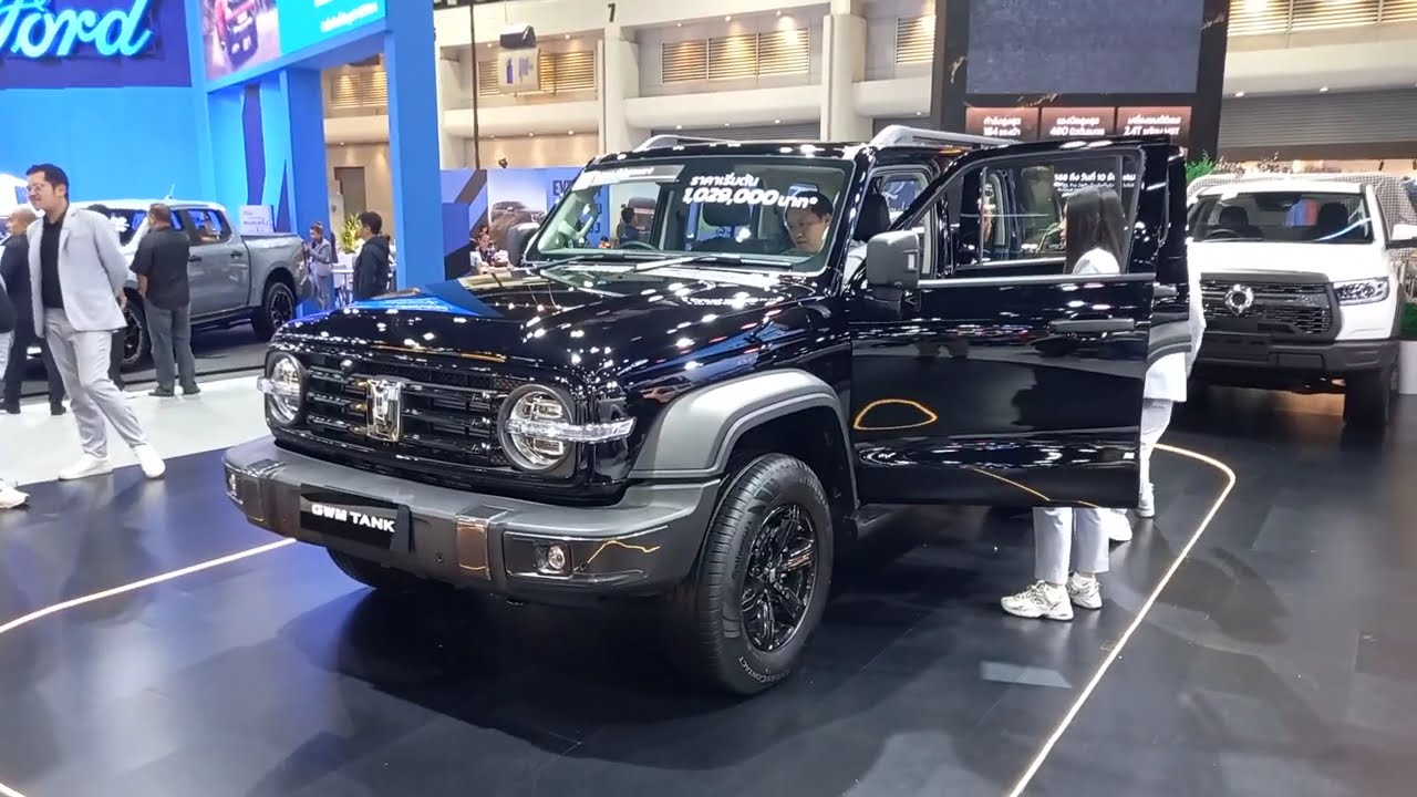 GWM Tank 500 and 300 at Bangkok motor show