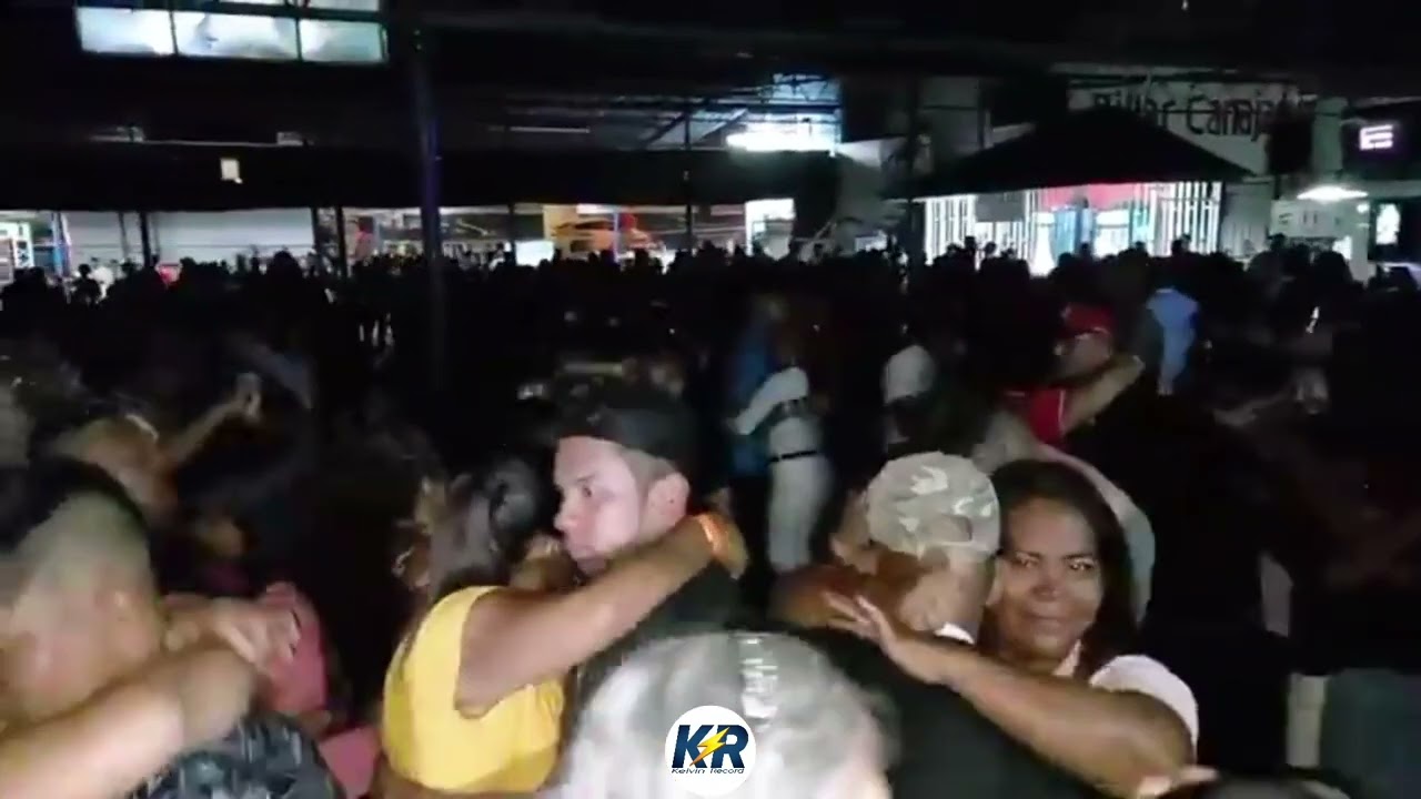LESLY SANTAMARIA/ NO ME IMPORTA TU PASADO