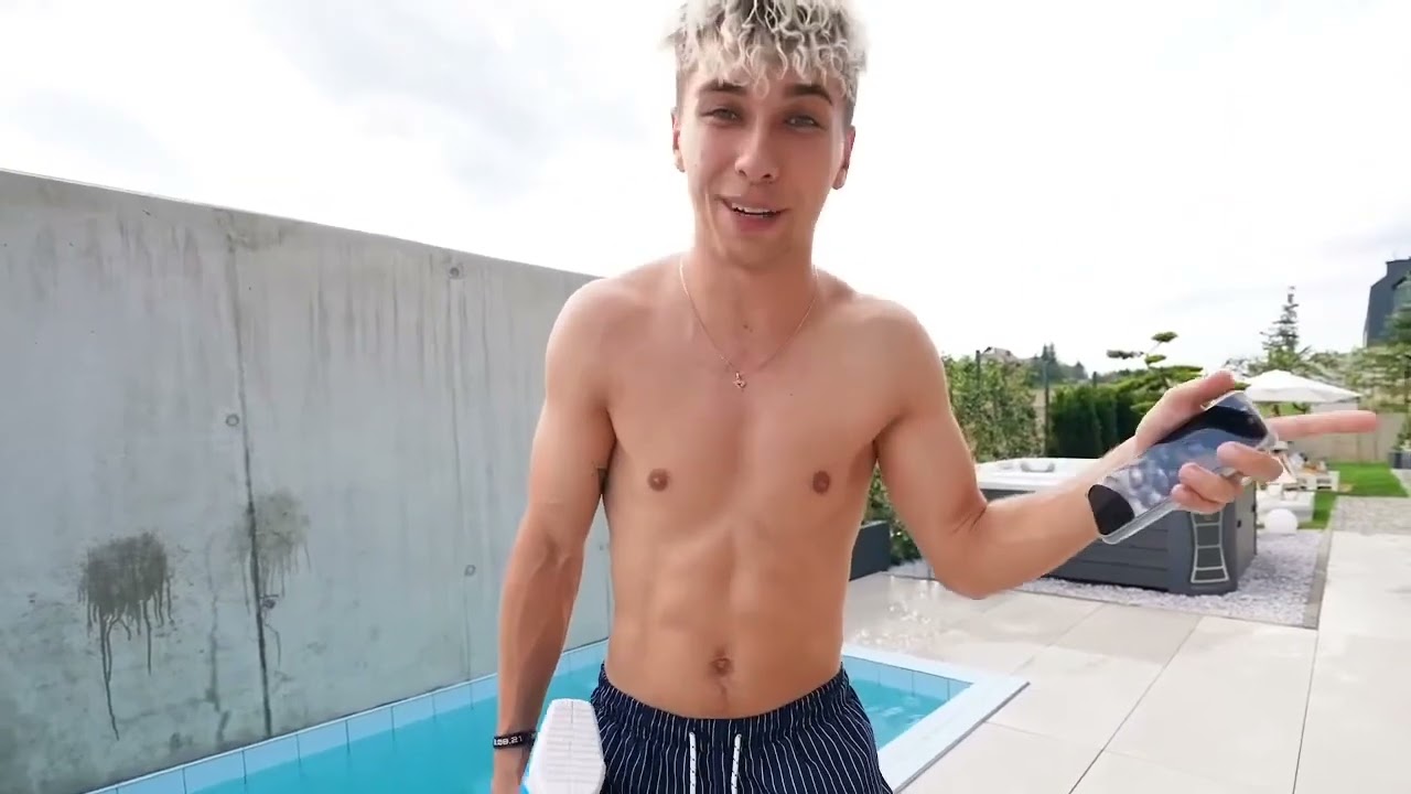Wpadka na filmie friza mocne