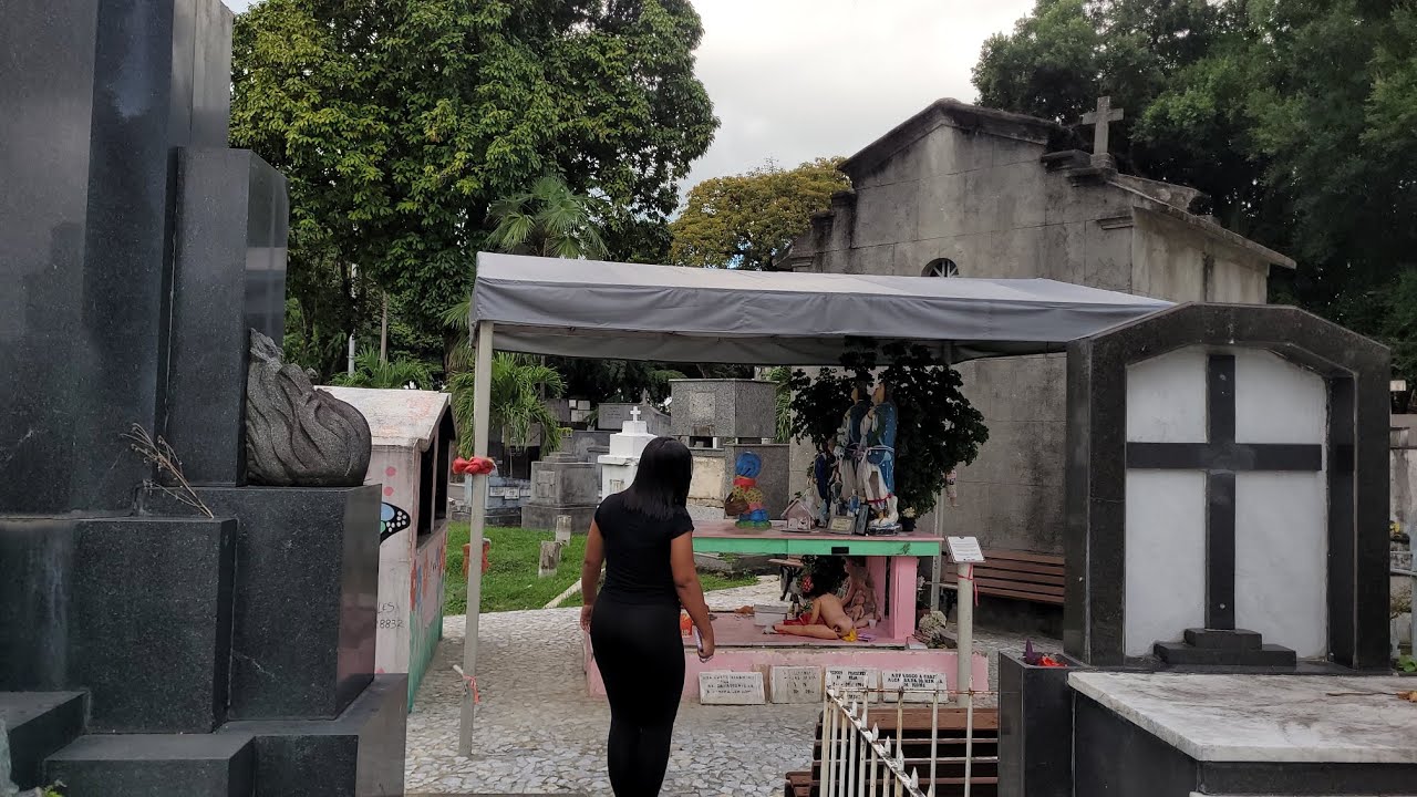 Assustadora a história que aconteceu nesse Cemitério do Recife