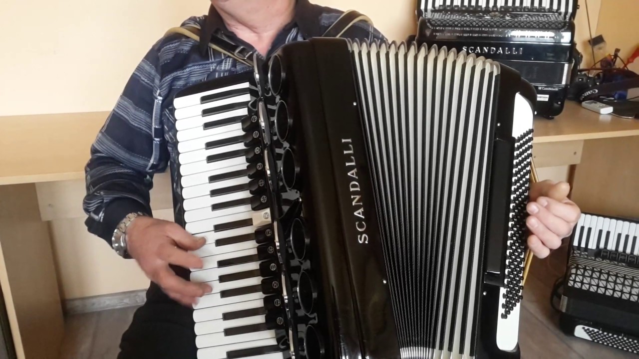 Scandalli Vintage LMMH Accordion 120 bass Polifonico Brevetto Fisarmonica Black + Case (1)