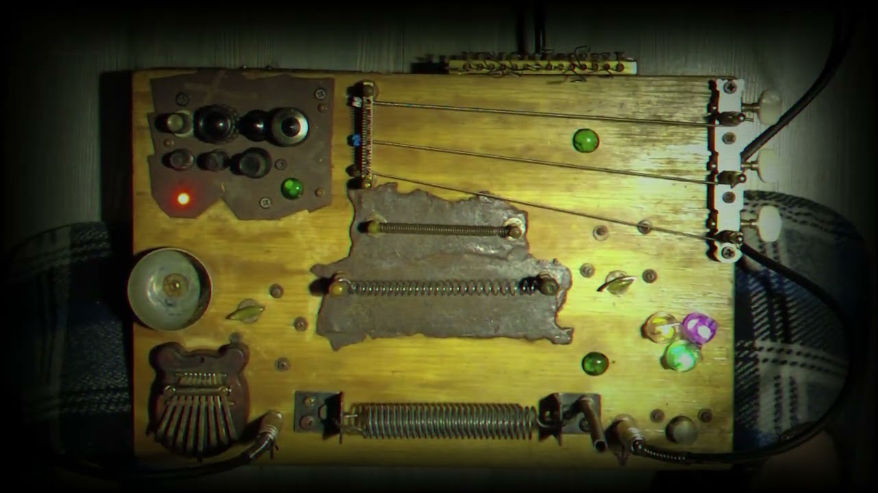 UGLY NOISE BOX KONG 22