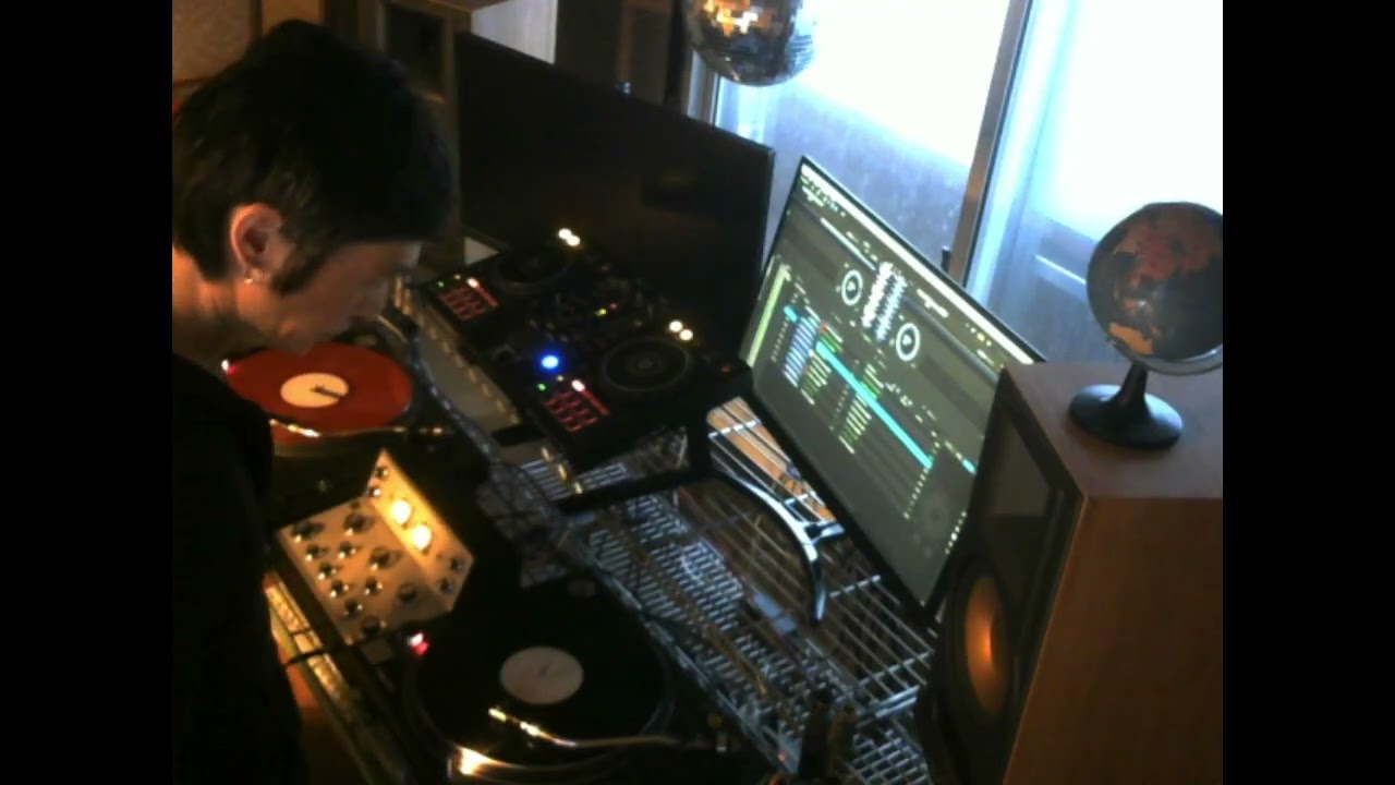 20251012 akatuki djmix on youtube minimalhouse microhouse