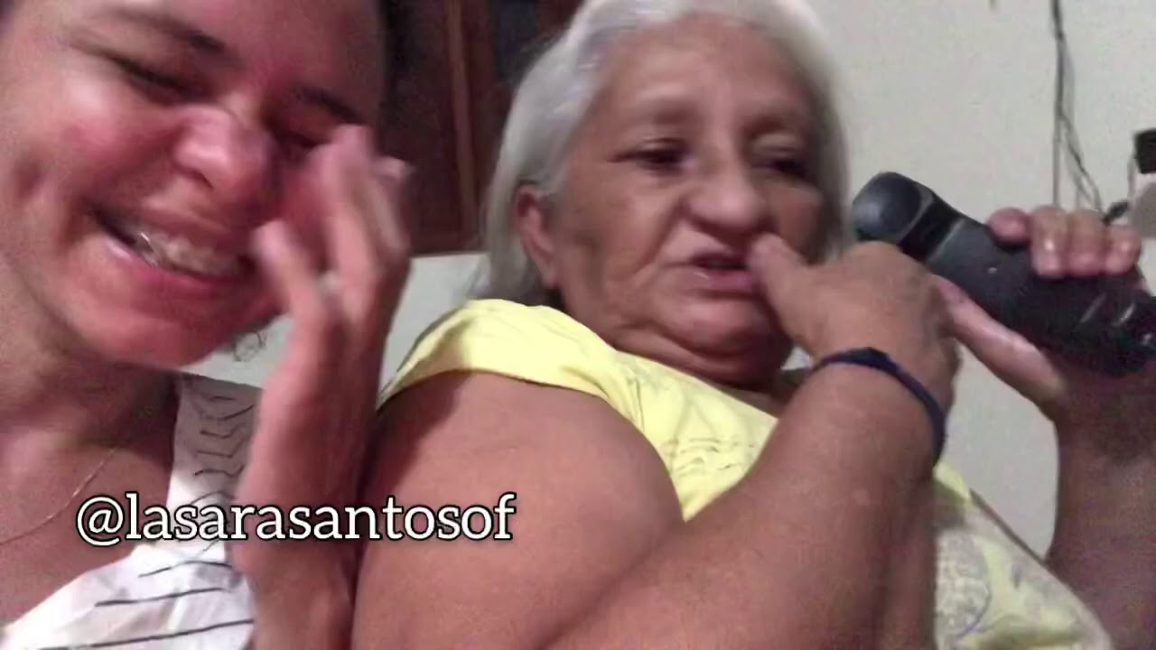 Mainha tirou o auxílio emergencial?