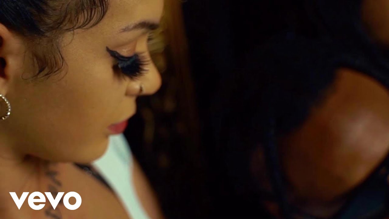 D'Mil - Love Me/Pillow Talk (Official Music Video)