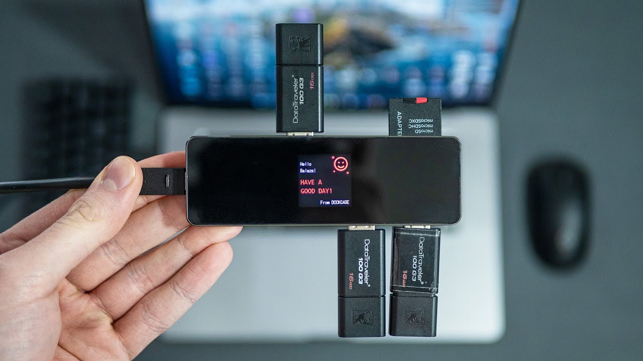 USB C elosztó beépített kijelzővel? - DOCKCASE 7 in 1, és a többiek