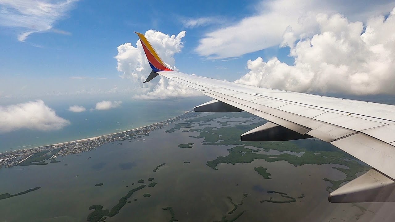 Southwest Airlines 737-800 Landing in Fort Myers, FL (RSW)
