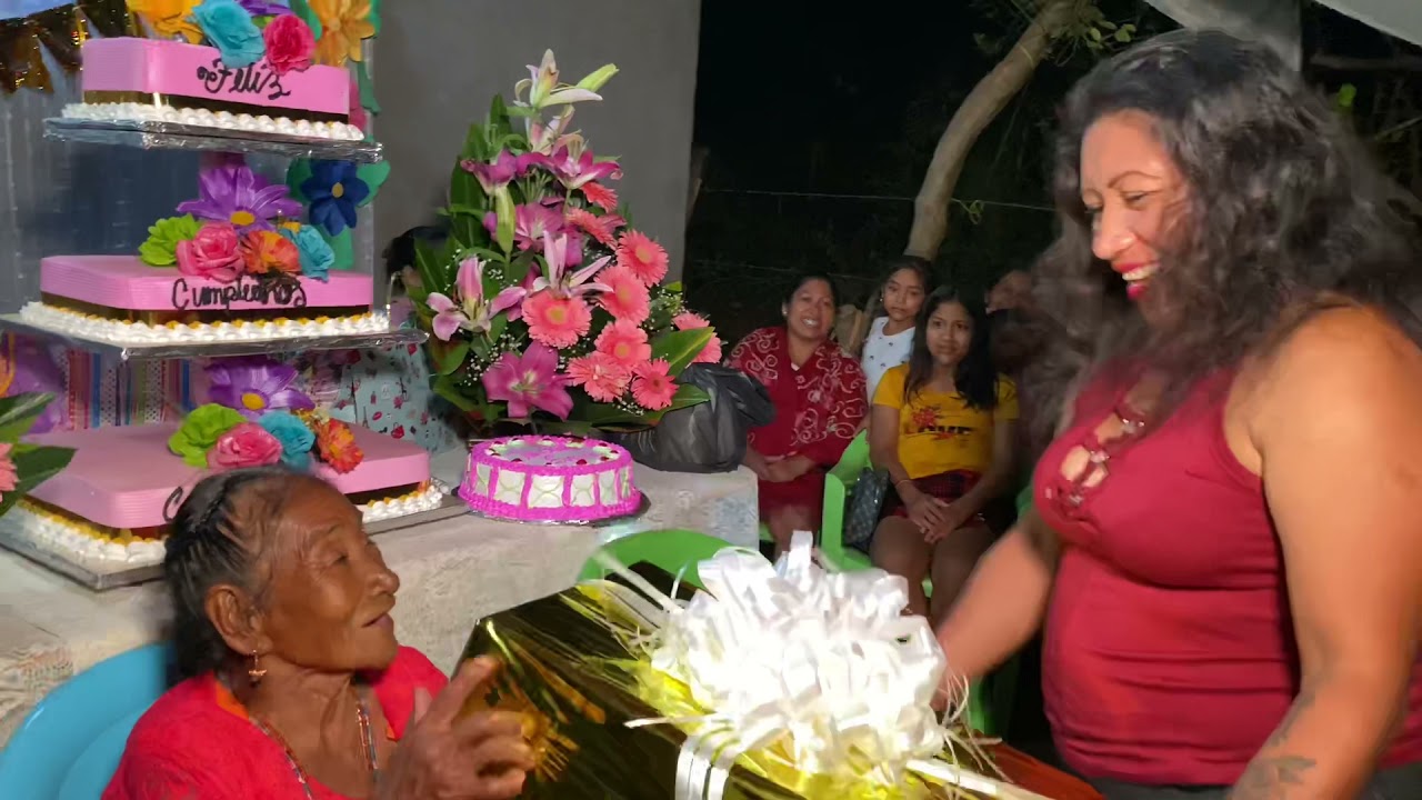 CUMPLEAÑOS DE DOÑA CAYITA EN LOS MAGUEYITOS GRO.