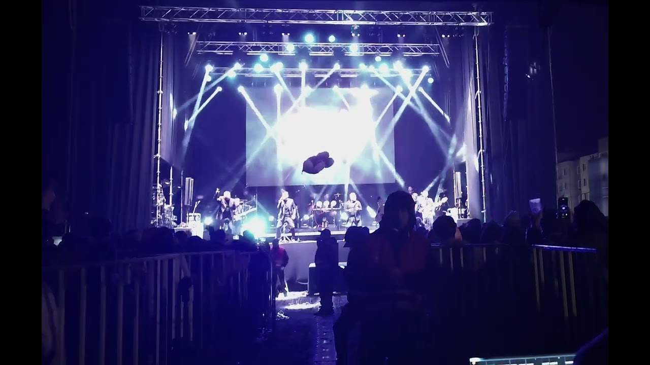 Los chicos de la kuarta en Bierfest la serena. Audio de celular.  @loschicosdelakuarta4277