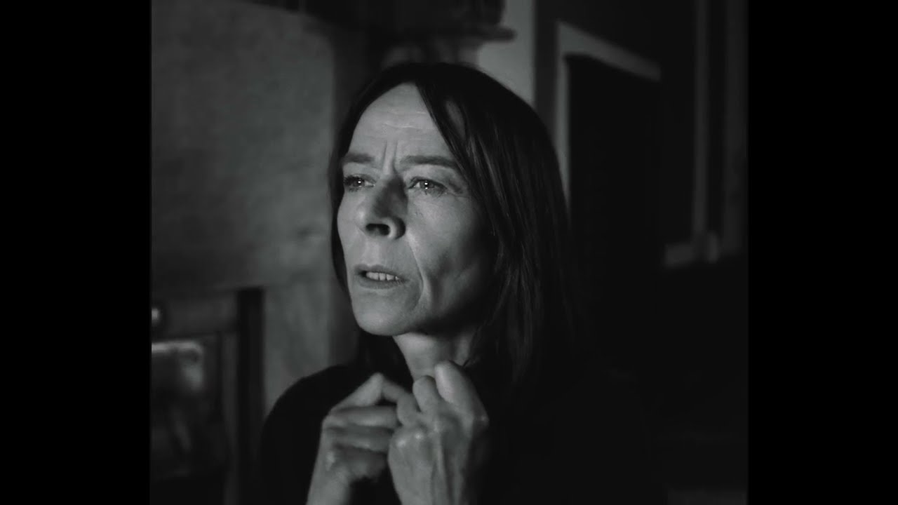 BIG SPECIAL - BLACK DOG / WHITE HORSE  (Official Video)