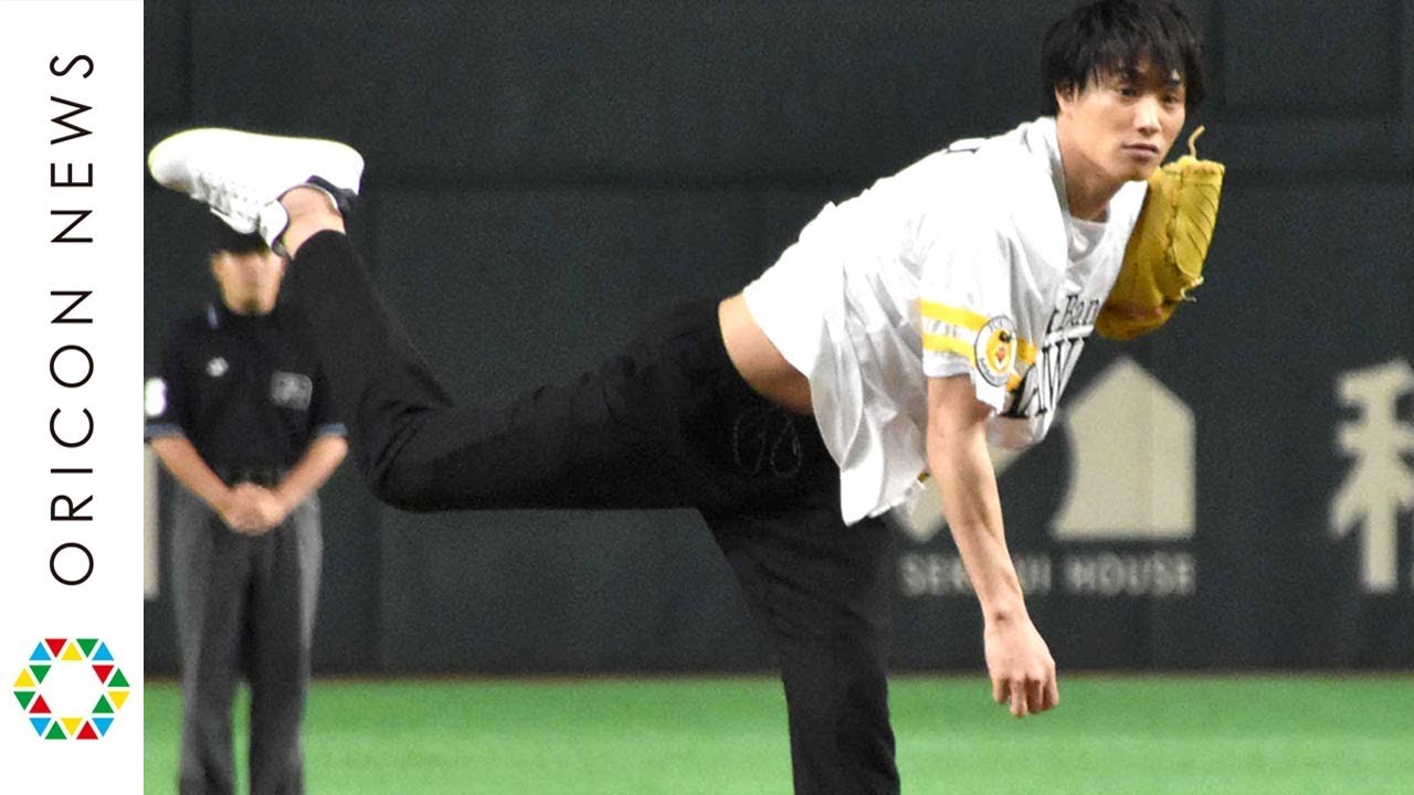 劇団EXILE・鈴木伸之、初始球式で122キロの快速球！ メンディー超えならず「あらためてスゴい」　『タカガール♡デー inTOKYO』始球式