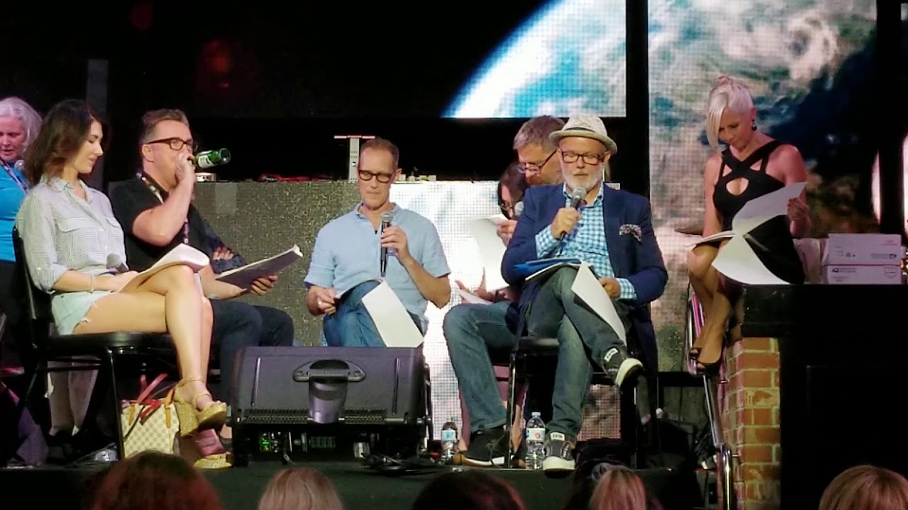 Cast of Stargate Atlantis Reads A Scene From The Never Made Film, Extinction At SDCC