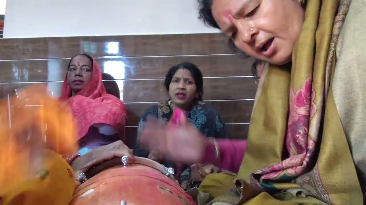 महाशिवरात्रि की सबको बहुत बहुत शुभकामनाएं 🙏🙏🙏🙏 आपके लिए एक भोले बाबा का बहुत सुंदरभजन 🌹🌹🌹🌹