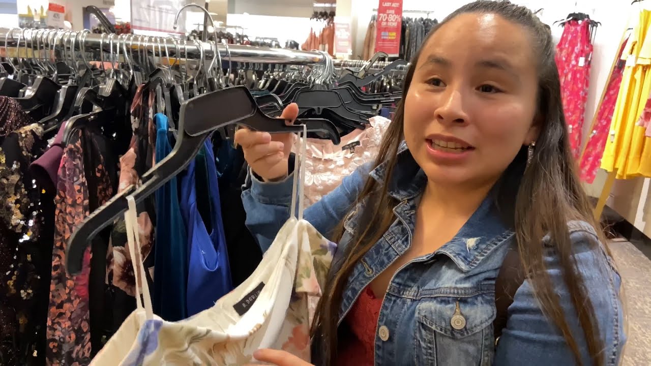 COME SHOP WITH ME | How I Shop By Myself Being Legally Blind At Macy’s