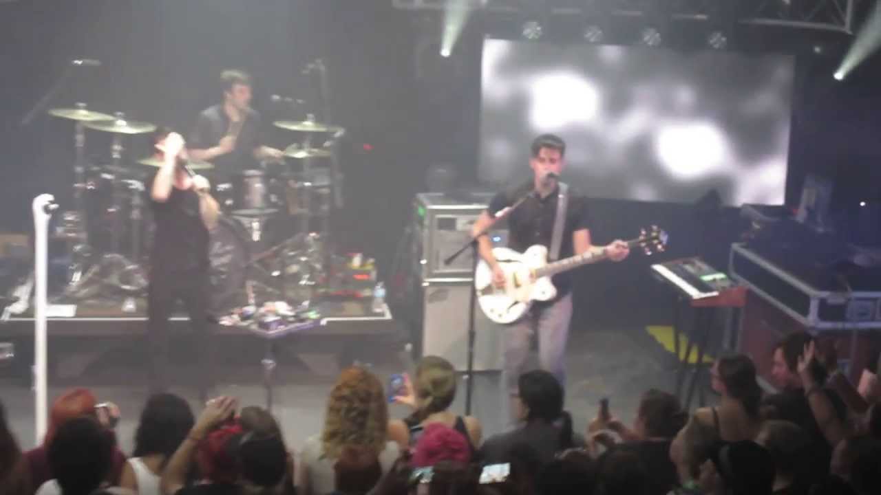 Panic! At the Disco - Lying Is the Most Fun... Live in Nashville