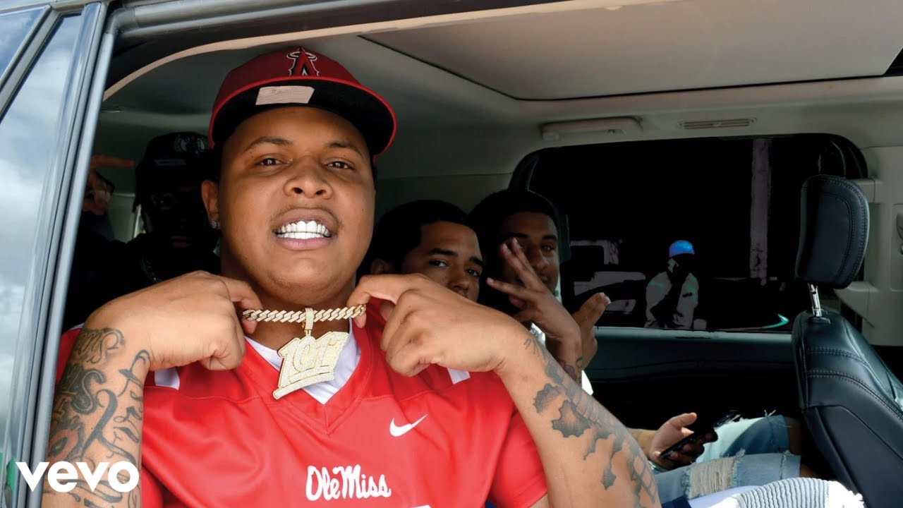 BigWalkDog ft. Moneybagg Yo - Preach [Music Video]