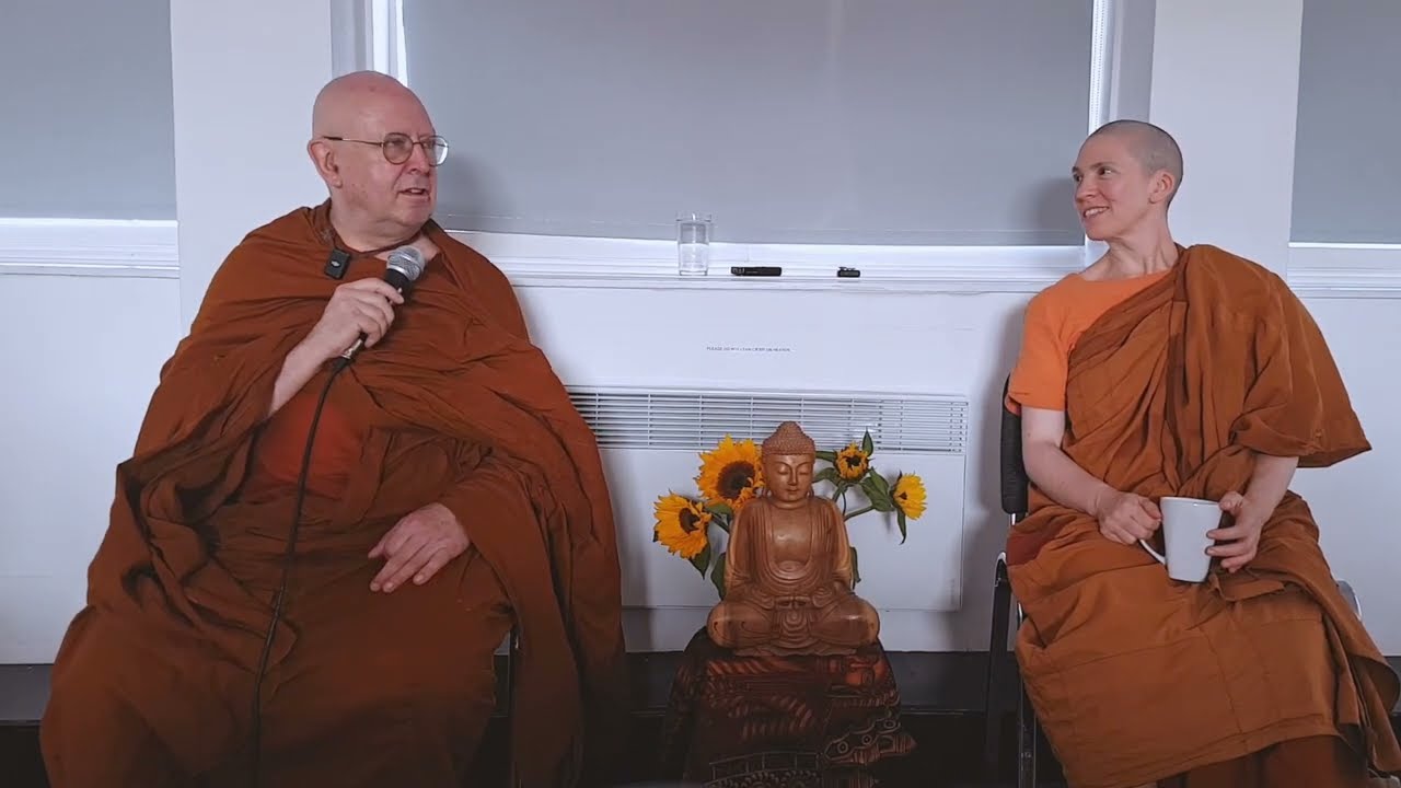 Ajahn Brahm: 