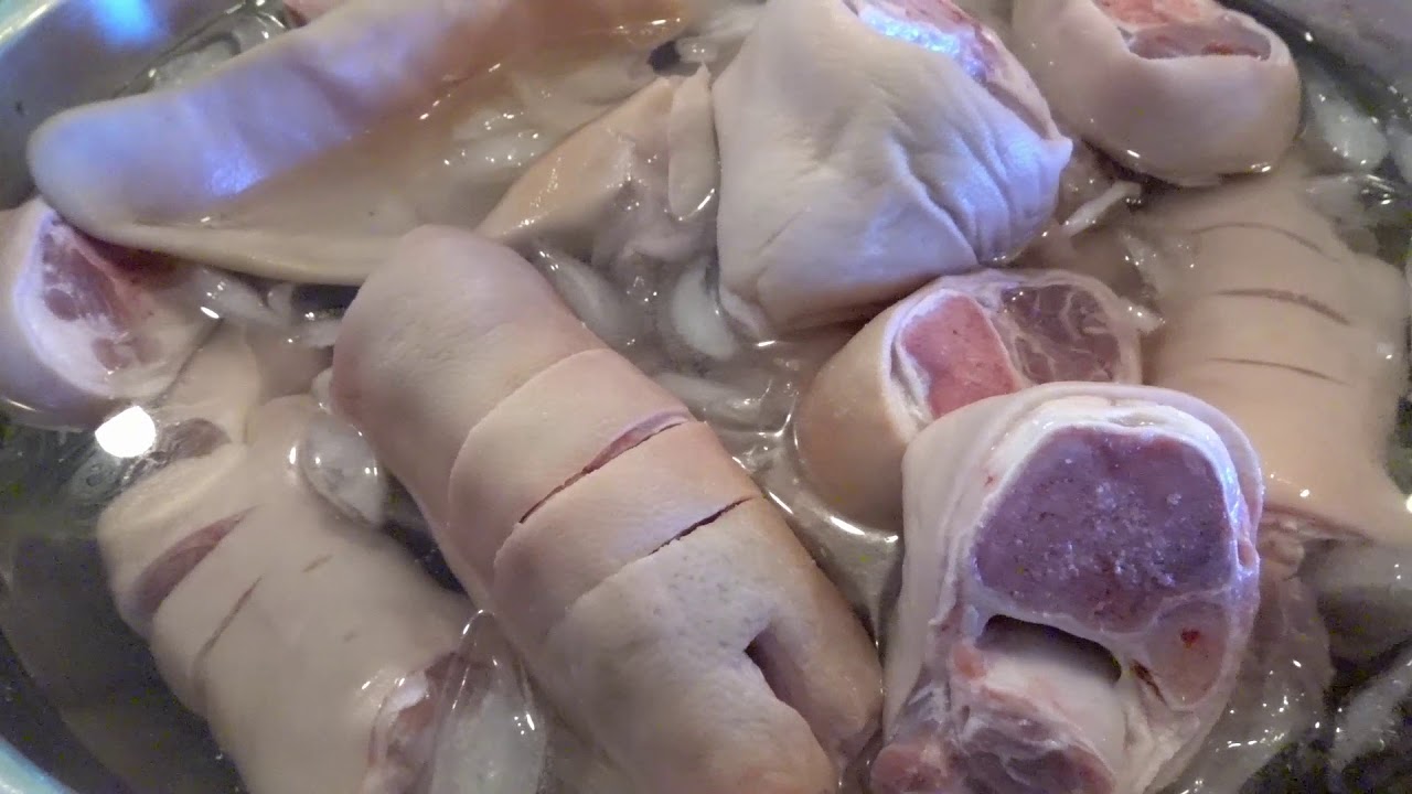 Pig Feet In The Pressure Cooker-New Years' Holiday Good Eats