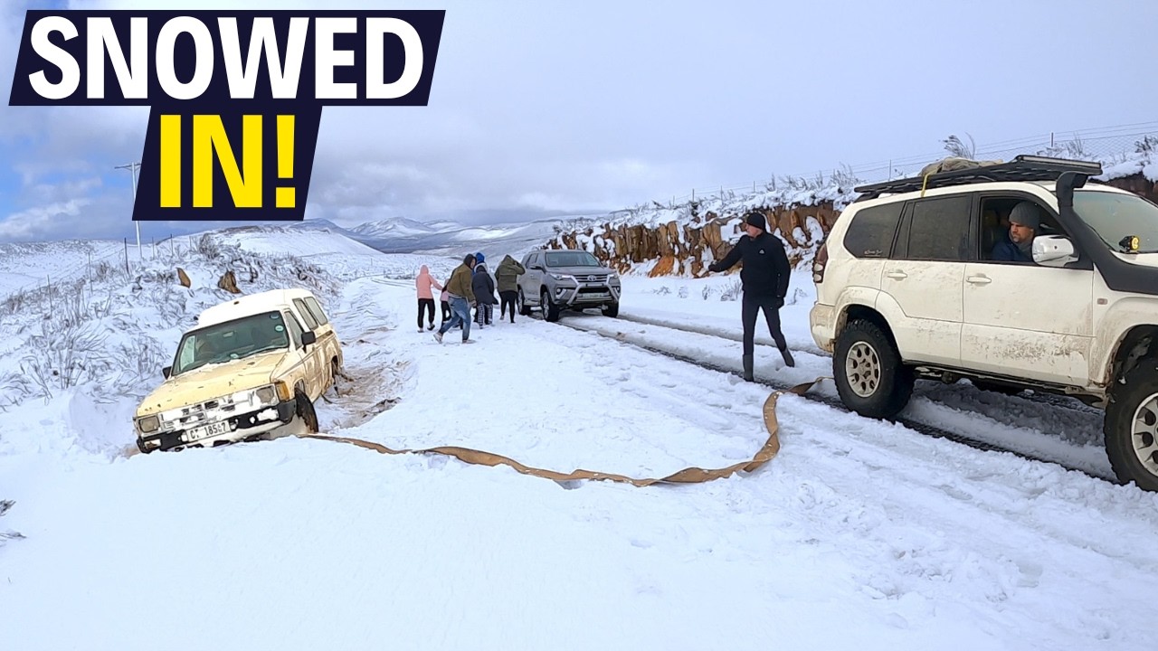Intense Western Cape Snow Storm - Getting Everyone Off The Mountain