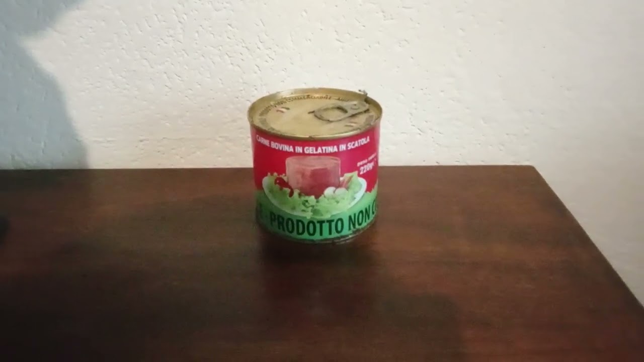 Carne bovina in gelatina in scatola Inalca