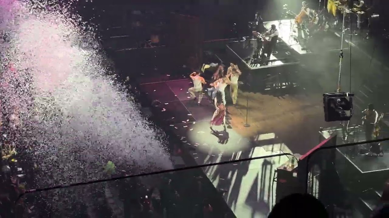Cazzu - Menú degustación [MOVISTAR ARENA 14/9/2025] [4K]