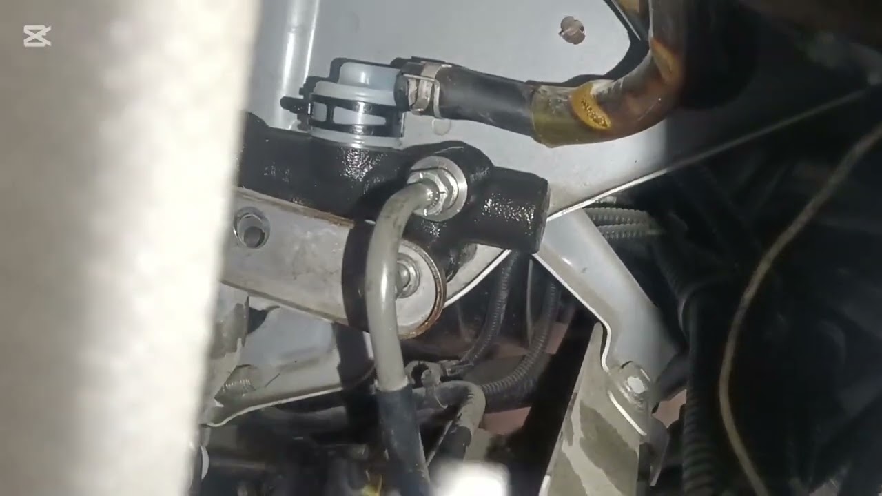 How to change || Toyota Coaster Bus 🚍 Diesel engine || Model 2015 || Clutch Master Cylinder || 🧐🧐🧐