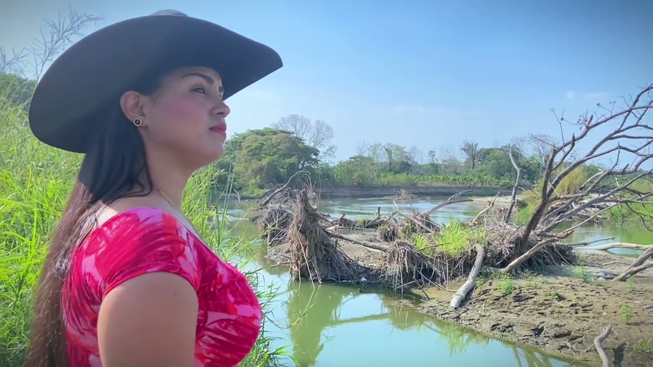 Leyla Nadal - Bellezas del Paso Arauca (Video Oficial)