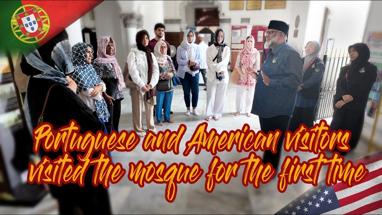 Guided Mosque Tour enhances Understanding.