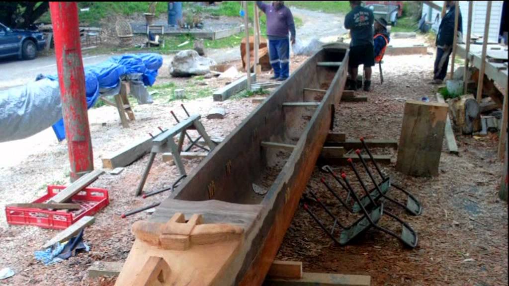 Tokelau community is keeping traditional knowledge alive by building a vaka from scratch