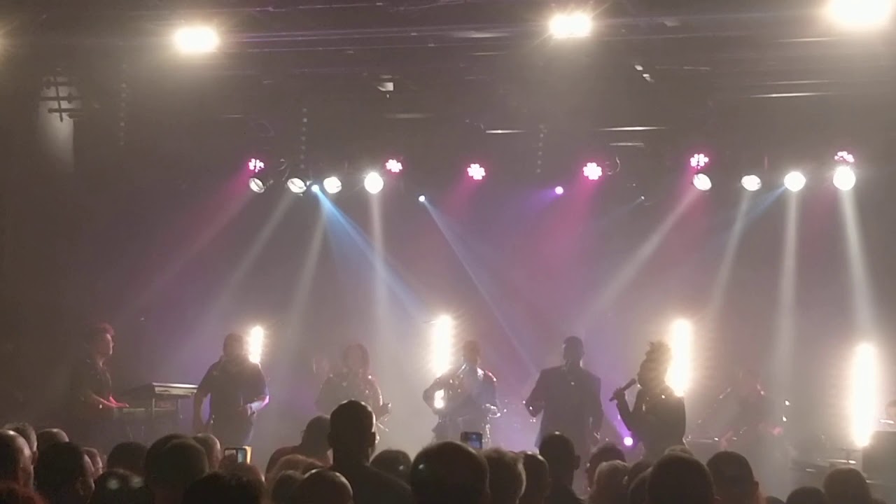 The New Jersey Connection - Squeeze Me