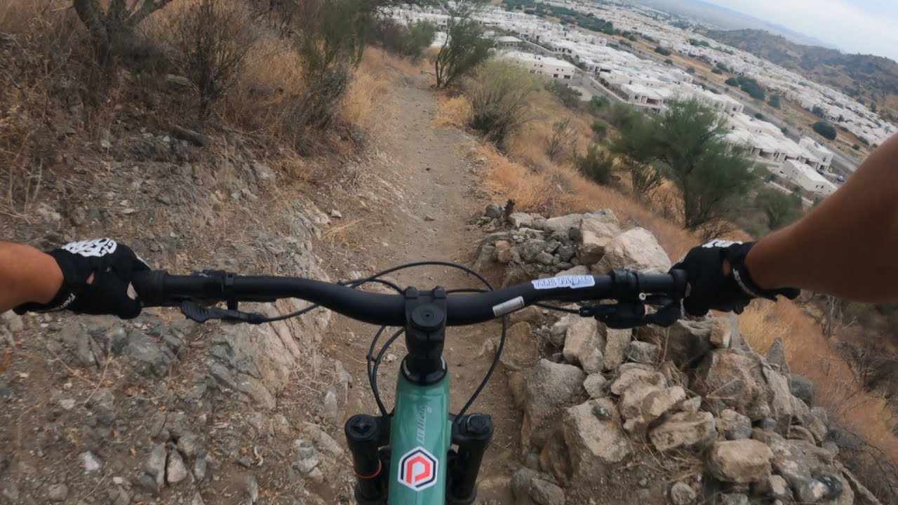 TRAIL VULTURES MTB - VLOG #50 | Maniaca DH & La Oficina DH (XMas Ride)