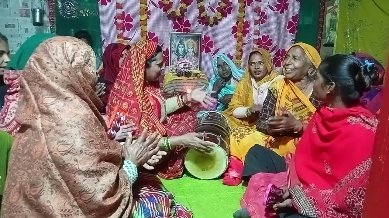 राधे नाम की लगी हैं फुलबारी कि पत्ता पत्ता श्याम बोले सुनिए इस खूबसूरत कृष्णा भजन को 