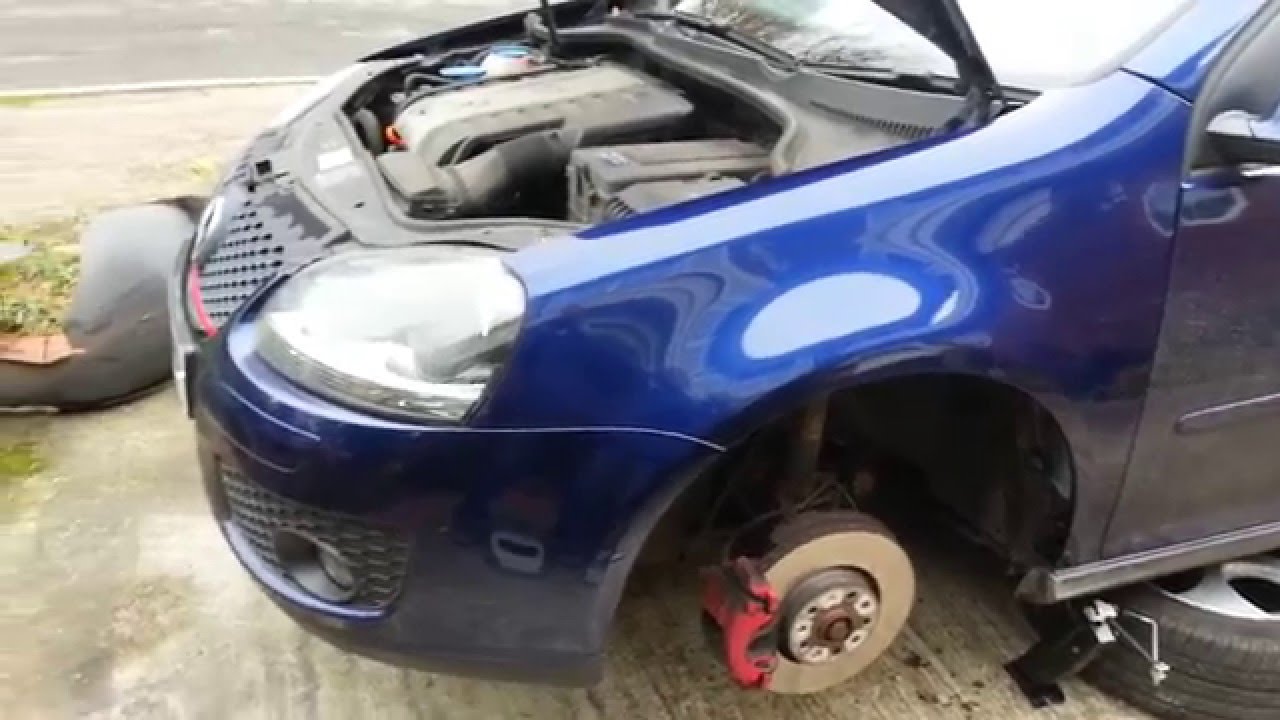 Mk5 VW Golf Front Wing Removal and Replacement