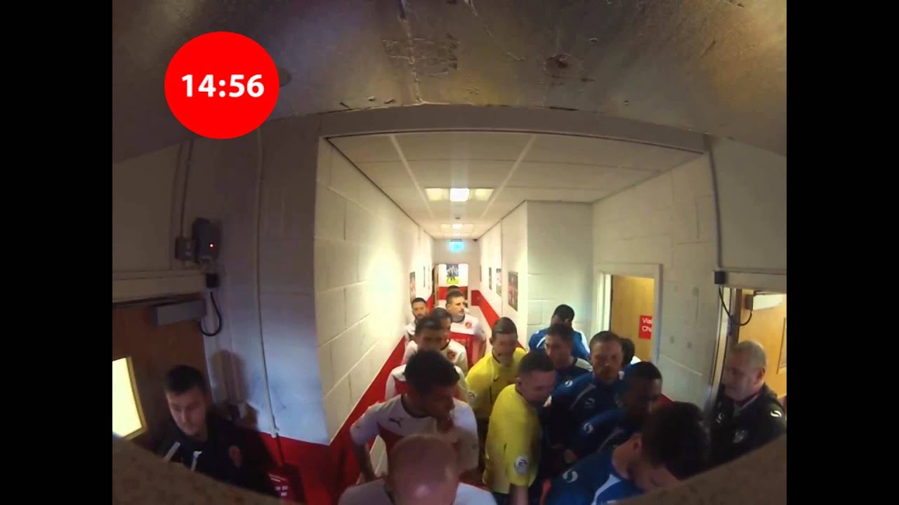 HIGHBURY TUNNEL CAM: Fleetwood Town versus Oldham Athletic