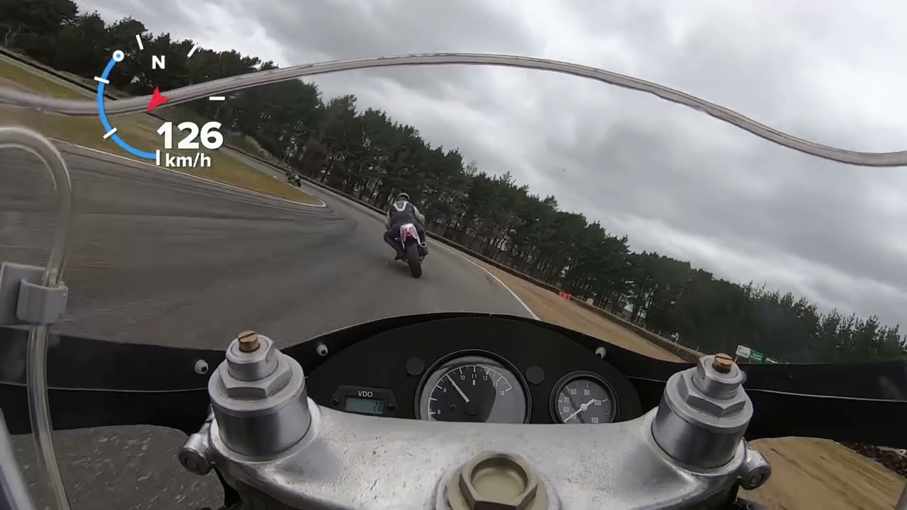 2025 Burt Munro Challenge Teretonga Raceway Race 4 Yamaha TZ250w 3lc