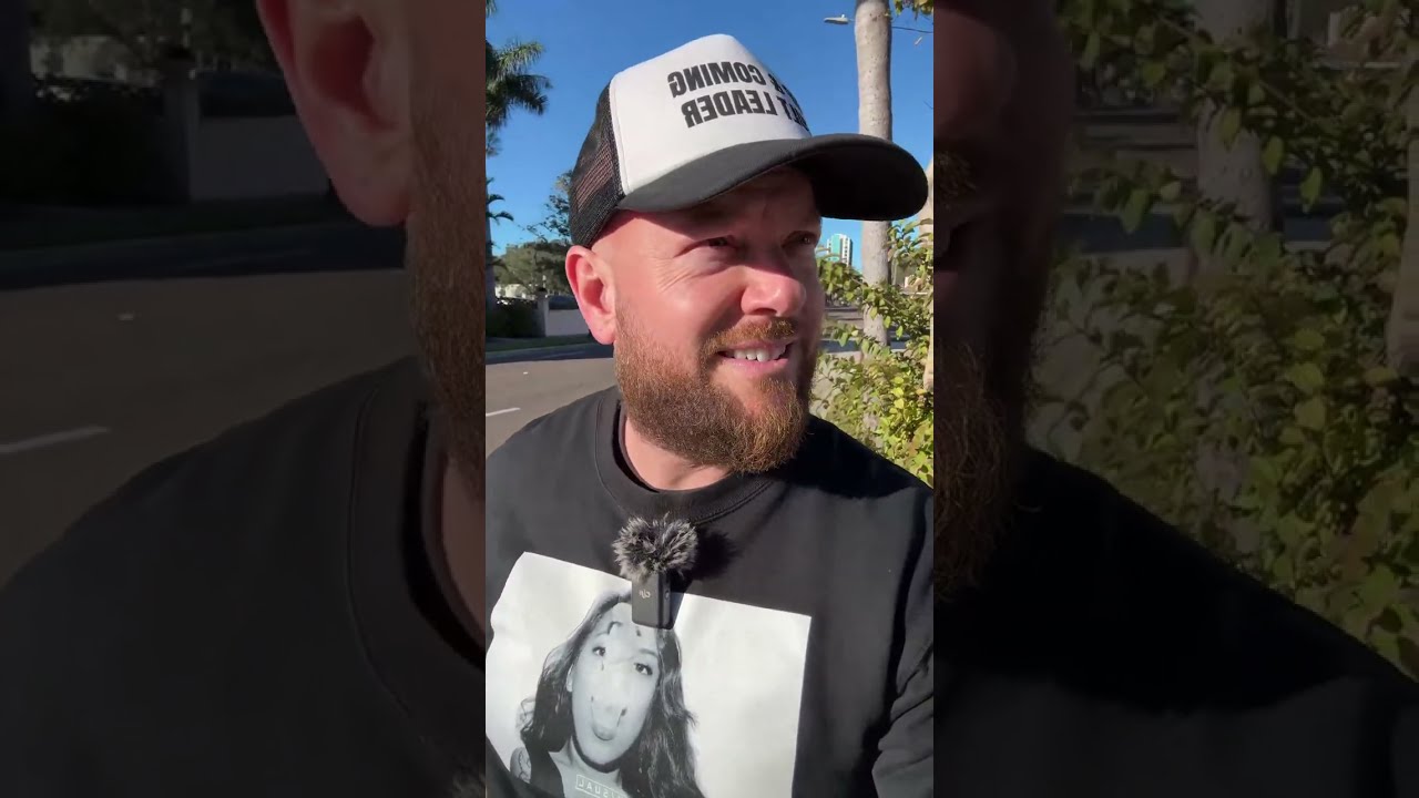 Protesting Scientology with Tom Cruise and John Travolta