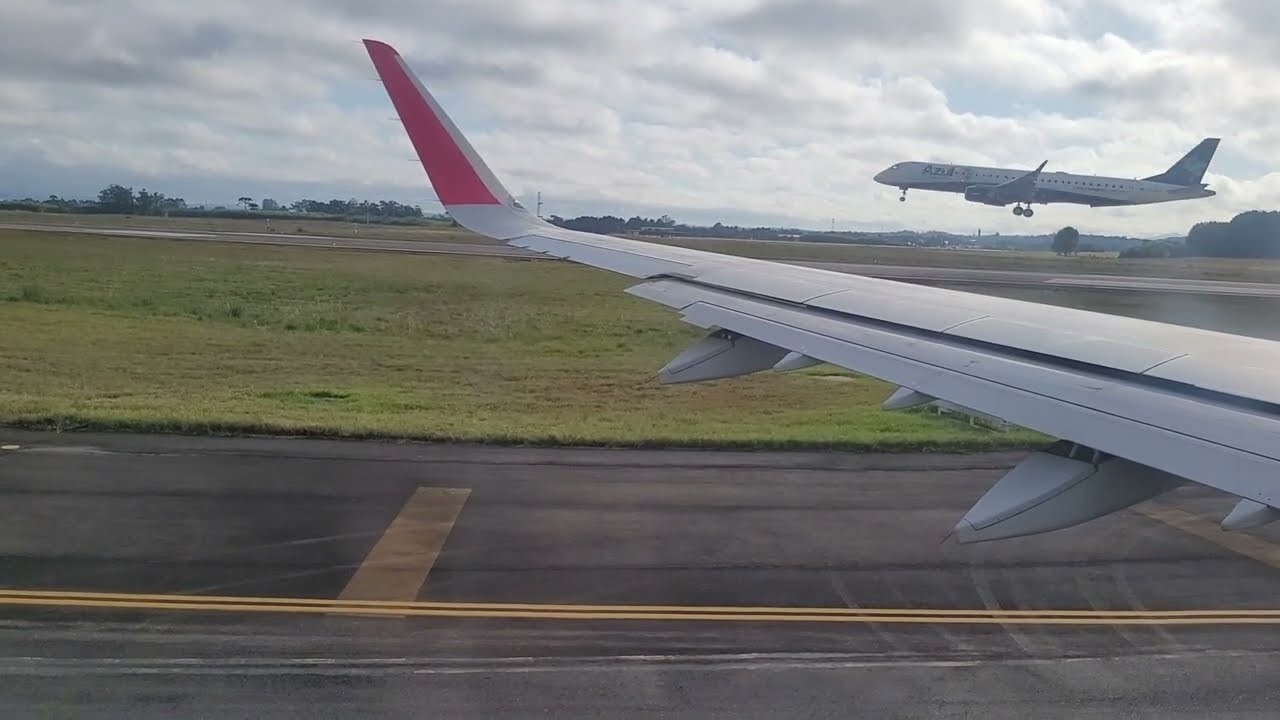 Decolagem Aeroporto Afonso Pena - Curitiba CWB (SBCT) pista 33 a bordo do Airbus A321.