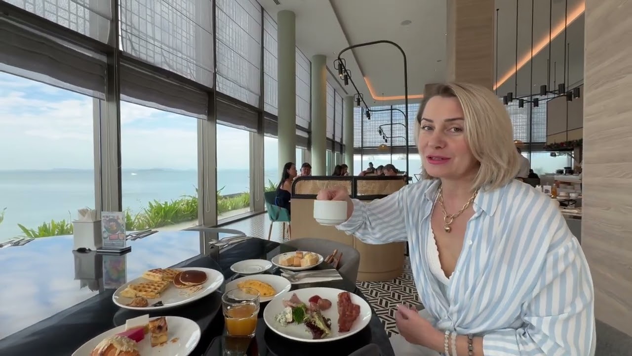 Novotel Sihanoukville 4* Камбоджа. Современный отель на первой линии в городе Сиануквиль.