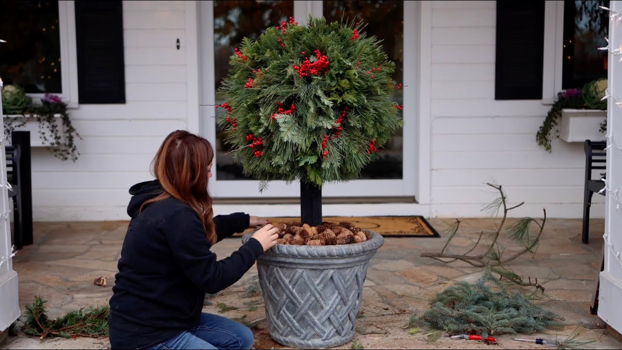DIY Lollipop Topiary for Christmas 🎄🥰🍭// Garden Answer