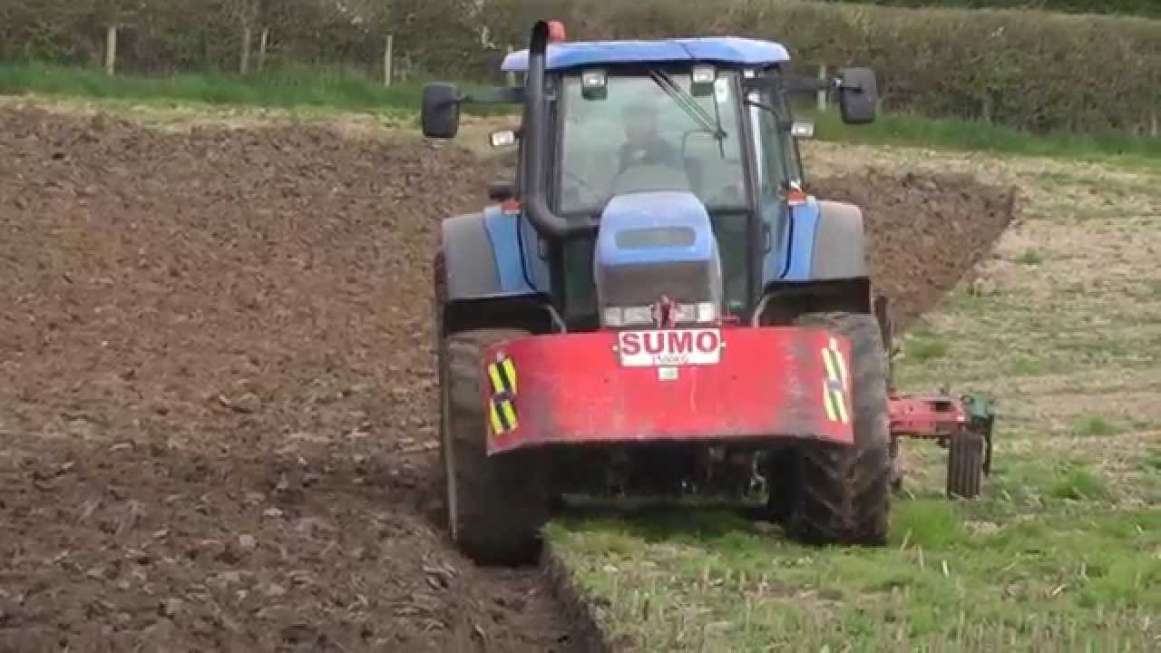 Ploughing in 2012 with New Holland TM175 and Kverneland.