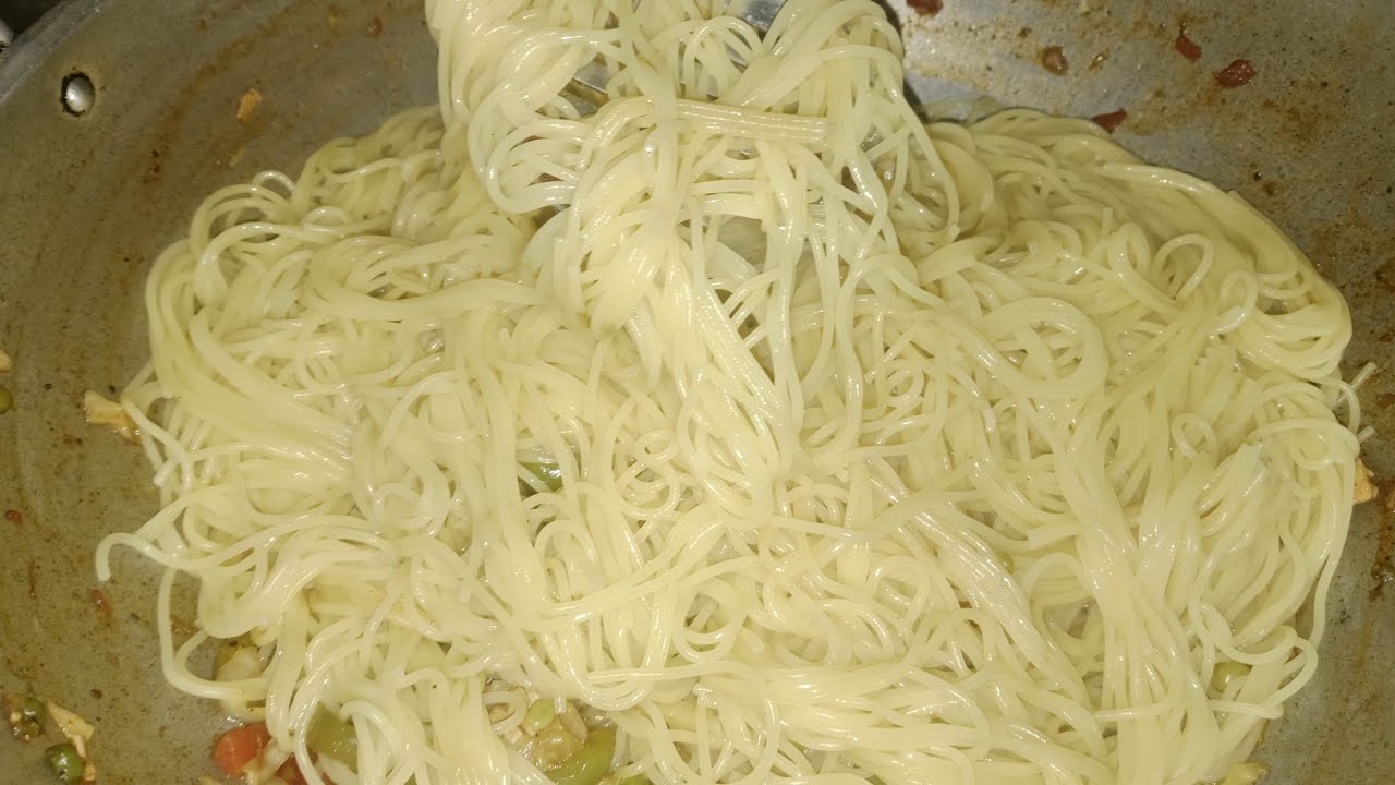 Spicy Chicken  Spaghetti ki Recipe By Onyx's kitchen ll Chicken and Vegetables Spaghetti ll