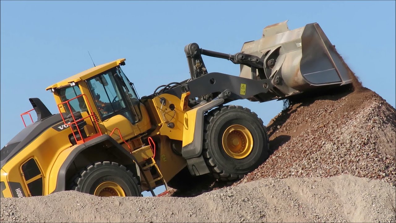 Bagger Volvo EC 300 -  Radlader und Brecher